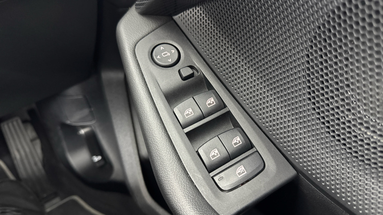 BMW 1 Series 118i Sport 5dr Step Auto Petrol Hatchback